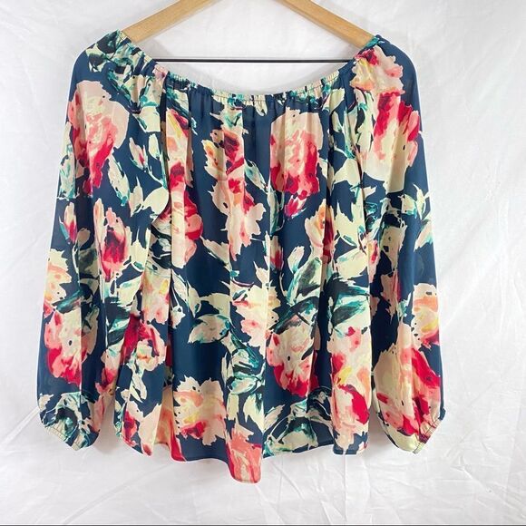 Eight Sixty Top - Picture 1 of 5